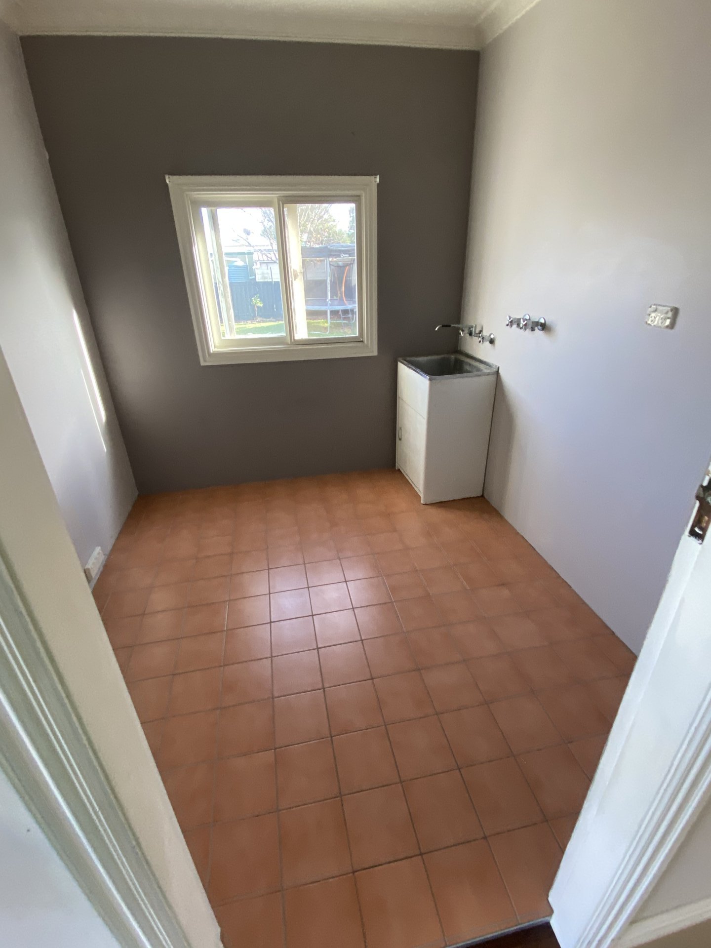 Cessnock Bathroom / Laundry
