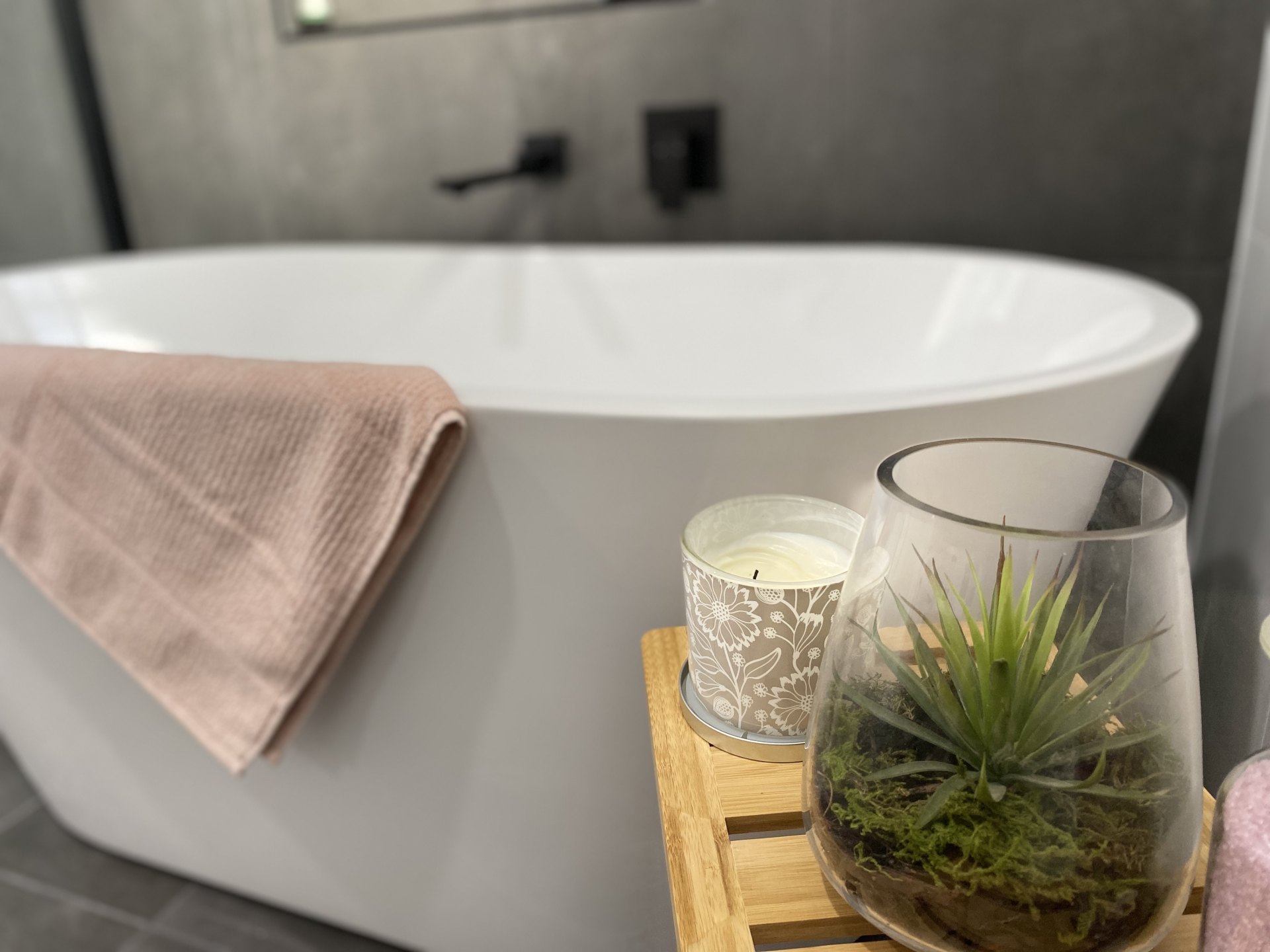 Mirrabooka Main Bathroom & Laundry